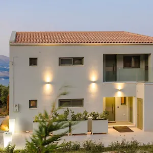 Villa Sensi, Lixouri