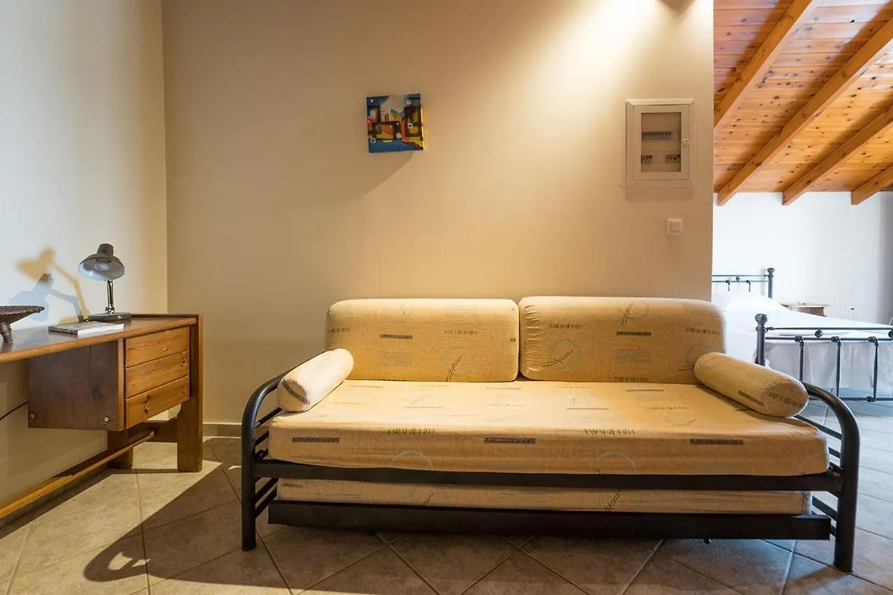 The Loft Studio Lixouri 0*,